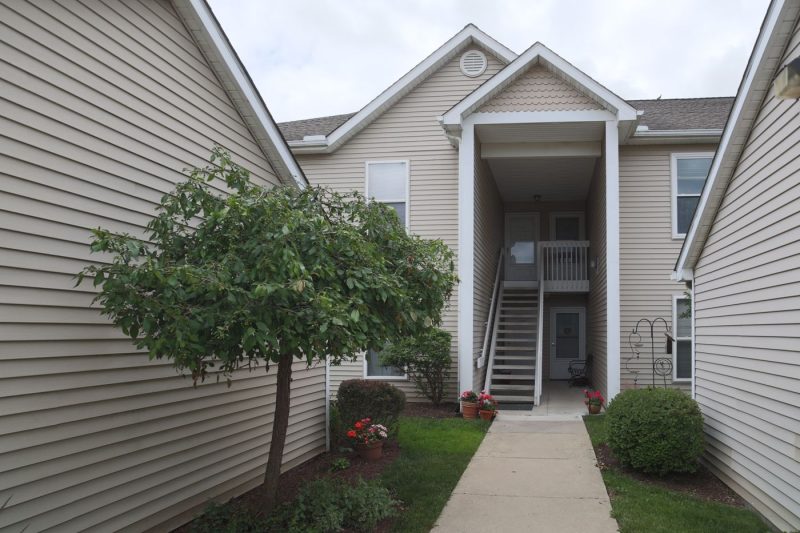 Weatherstone Condominiums in Ann Arbor/Pittsfield township